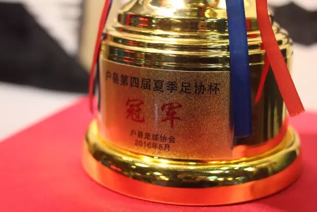 许家印的奢华生活方式解析